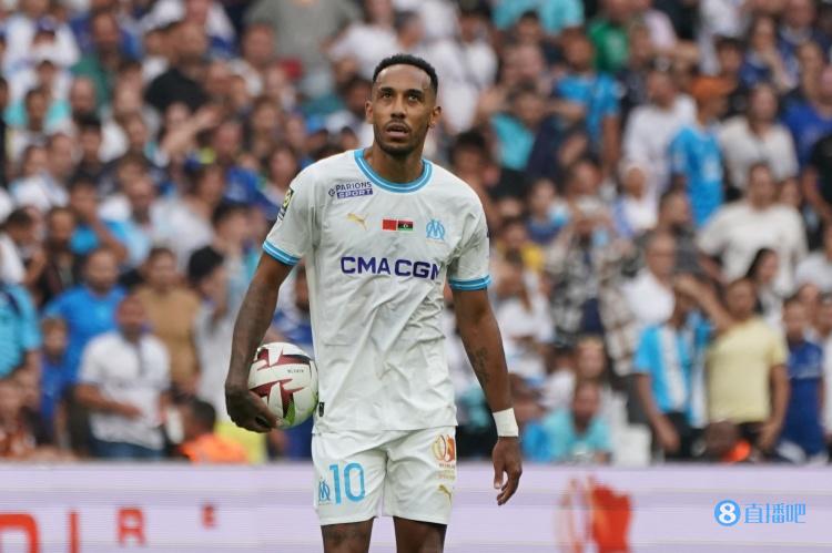 梅開二度助隊大勝，奧巴梅揚本賽季34場取得18球8助攻