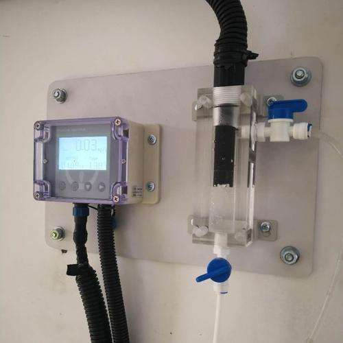 cip洗瓶臭氧在線分析儀采用進口電極